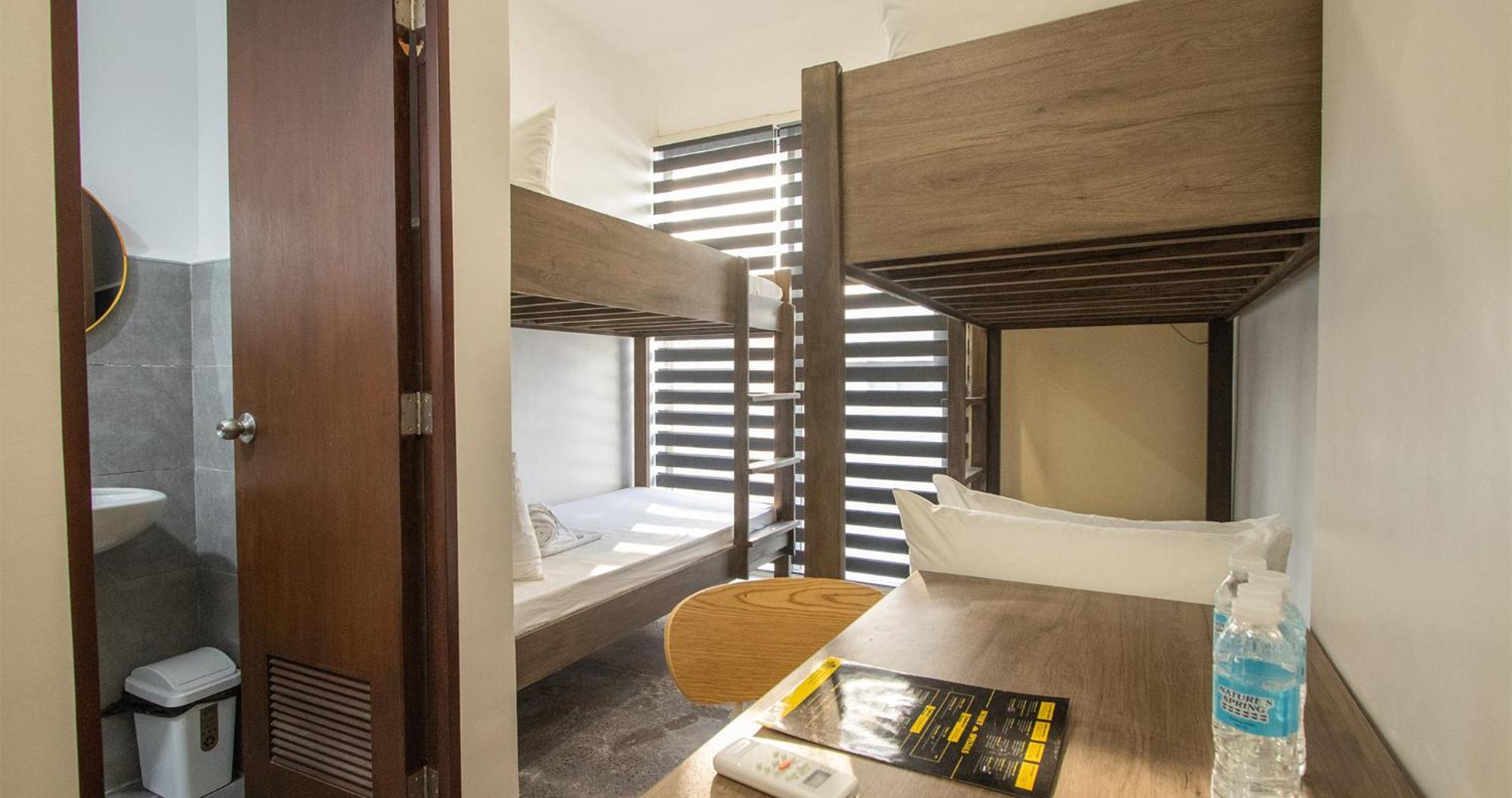 The Pad Coliving Hostel Cebu Εξωτερικό φωτογραφία