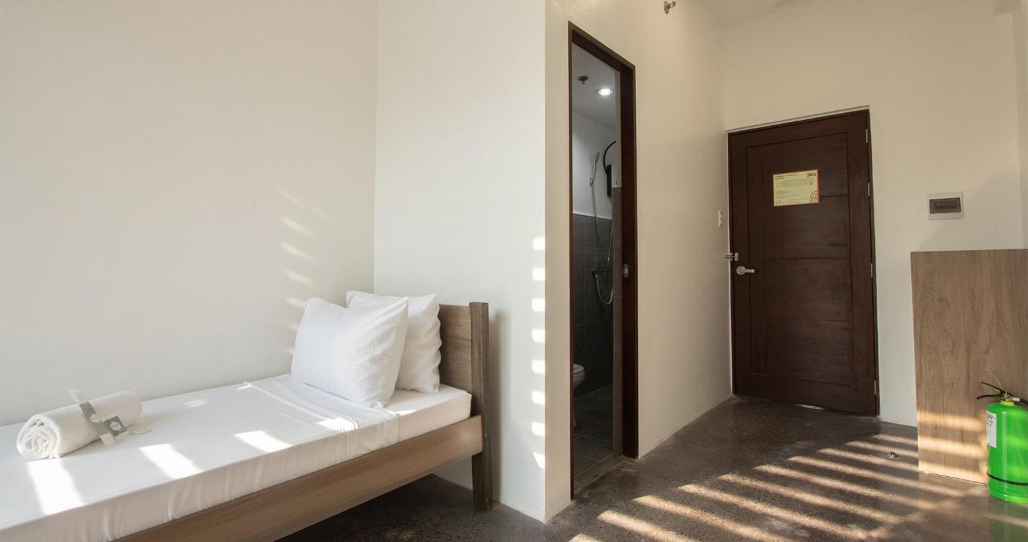 The Pad Coliving Hostel Cebu Εξωτερικό φωτογραφία